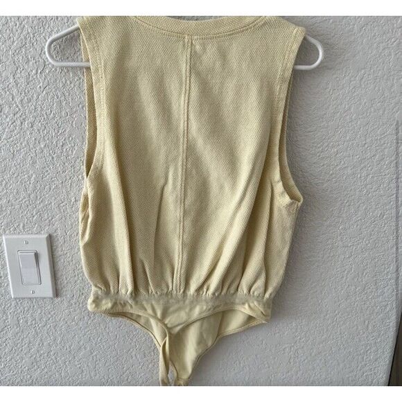 Free People Women's Peek Aye Bodysuit Sunlight Yellow Small EUC - Picture 2 of 3